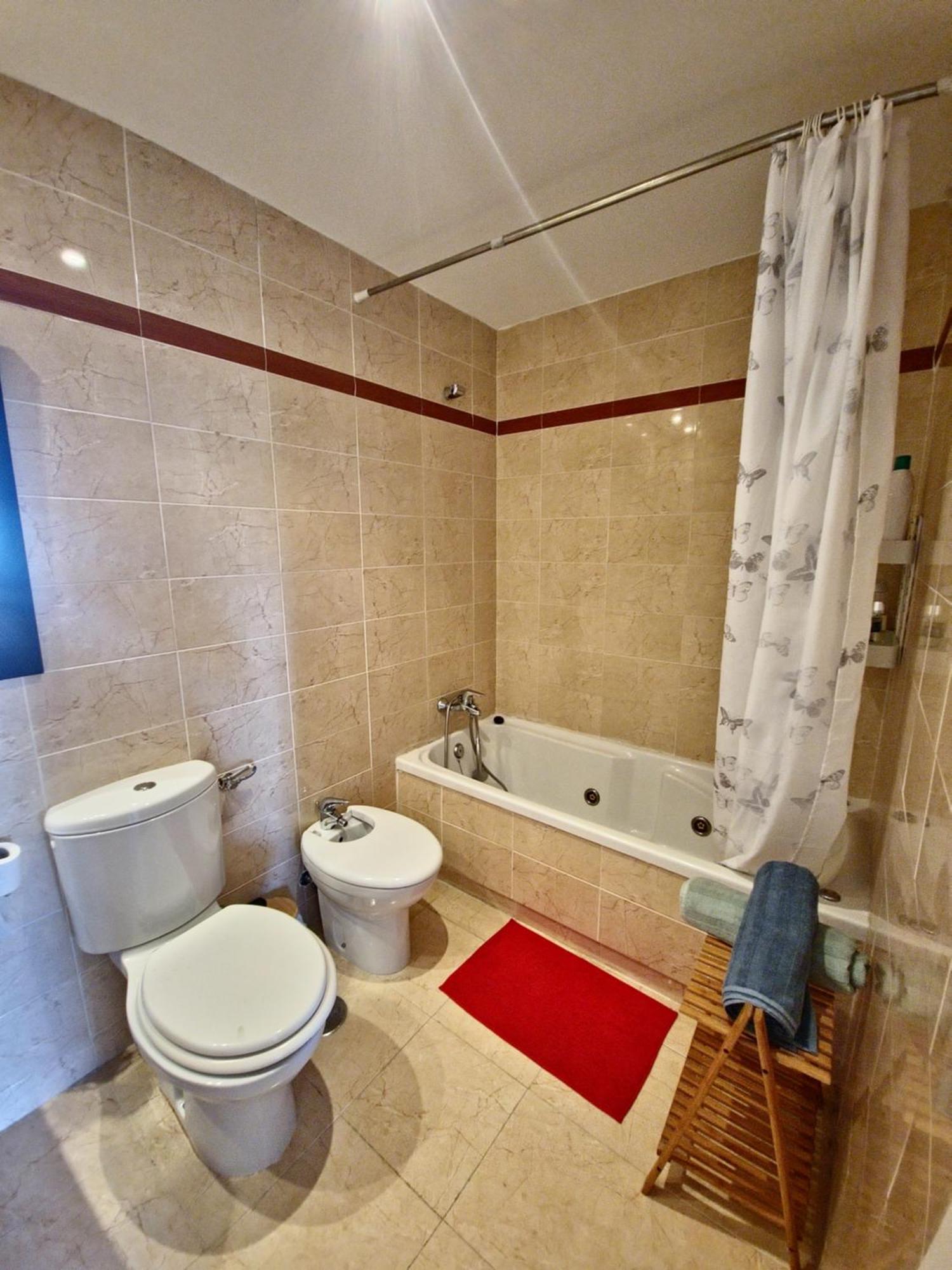 Apartamento En Benalmadena, Con Vista Al Mar *